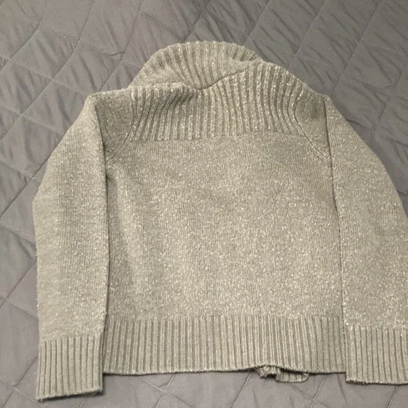 Blazer - Picture 3 of 3